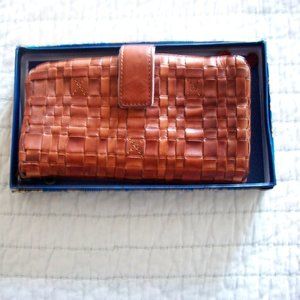 MIB Vilenca Holland Leather Wristlet
